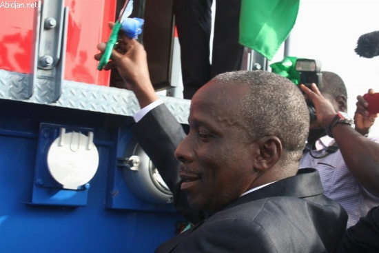 Albert Flindé, ministre des transports : 